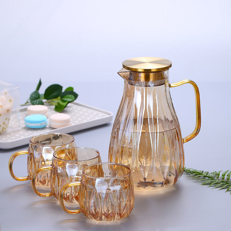 Ensemble de casseroles colorées transparentes résistantes aux hautes températures pour usage domestique