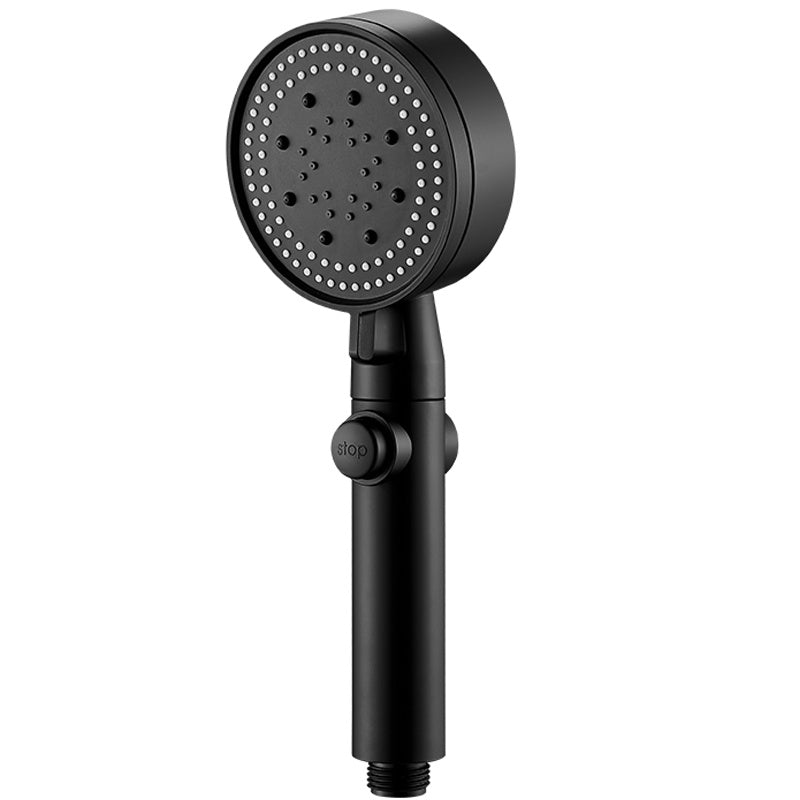 Pommeau de douche à pression élevée avec grand débit.