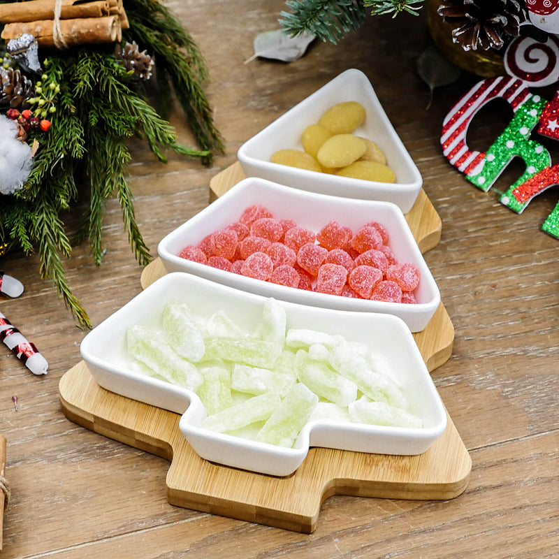 Lot de 4 assiettes en céramique en forme de sapin de Noël 