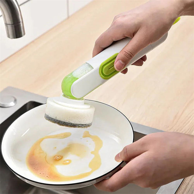 Brosse de nettoyage multifonctionnelle à long manche, remplie de liquide, avec distributeur de liquide et deux têtes de rechange pour accessoires de nettoyage de cuisine.