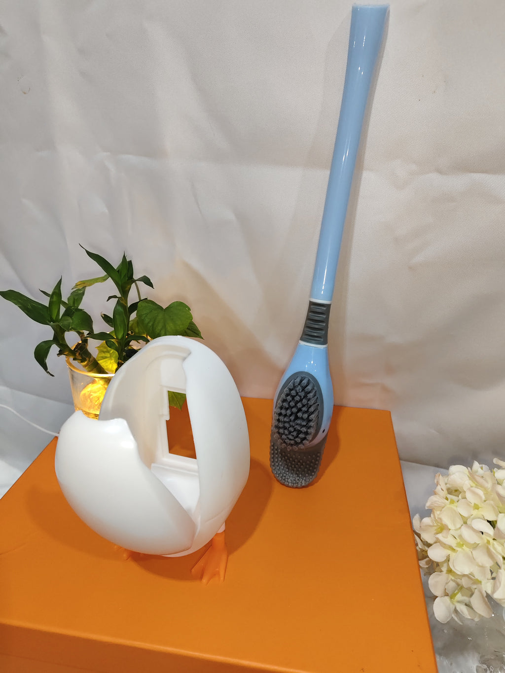 Brosse de toilette en forme de canard plongeur sans angle mort, manche long et poils doux