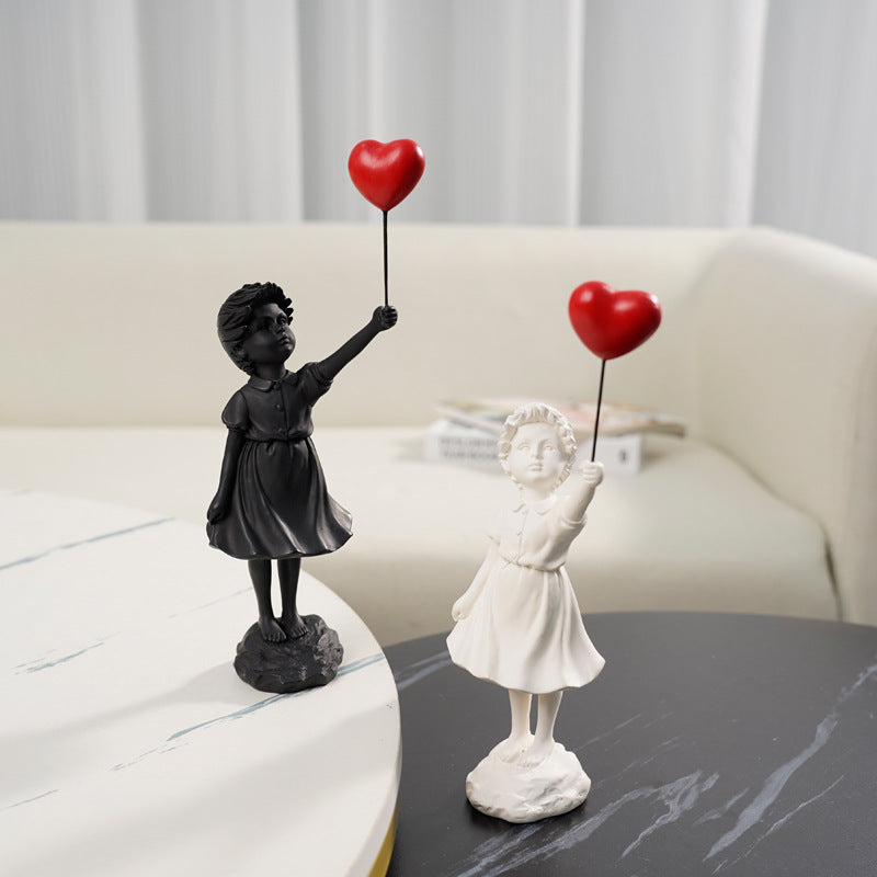 Petite fille avec un ballon, sculpture artistique, décoration de salon, résine