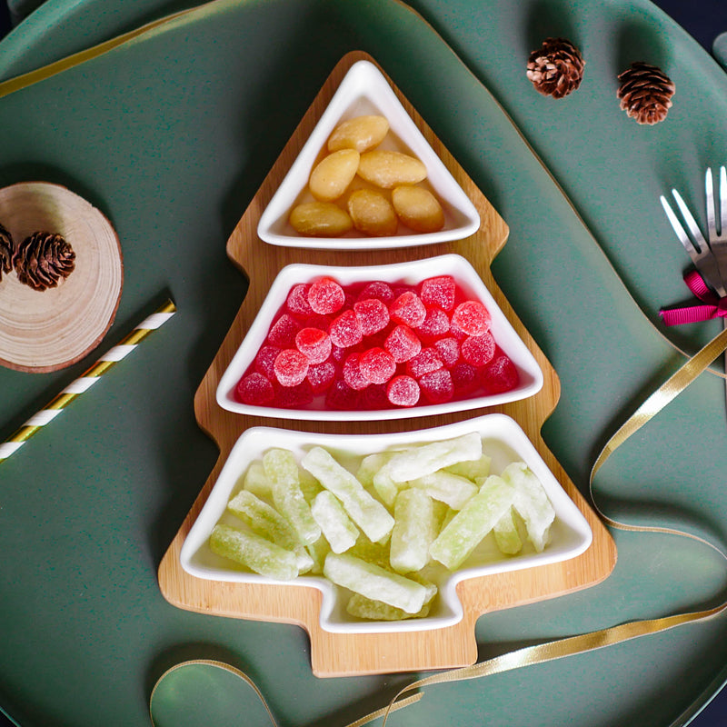 Lot de 4 assiettes en céramique en forme de sapin de Noël 