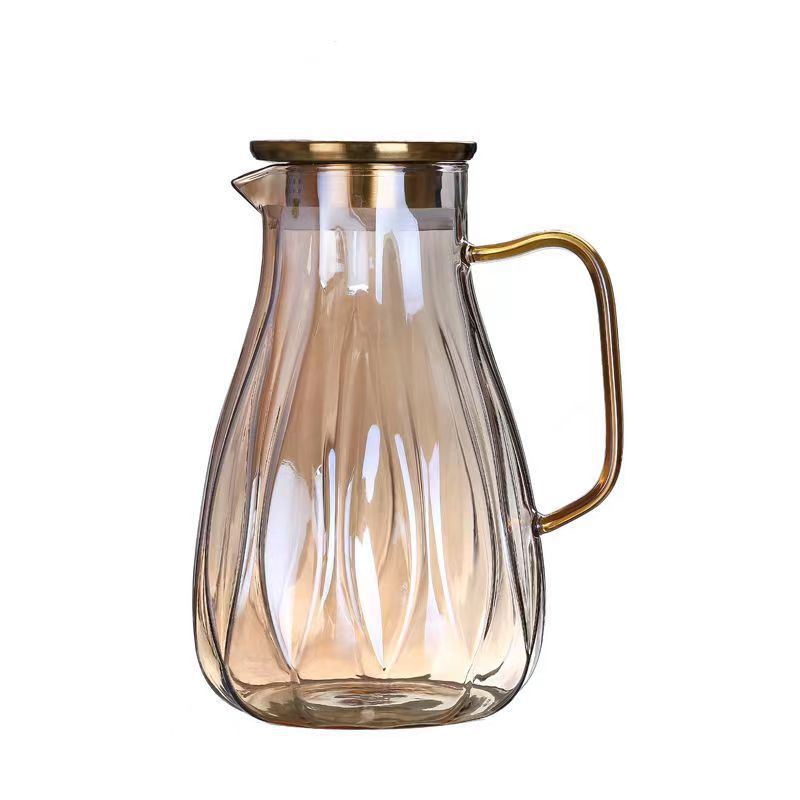 Ensemble de casseroles colorées transparentes résistantes aux hautes températures pour usage domestique