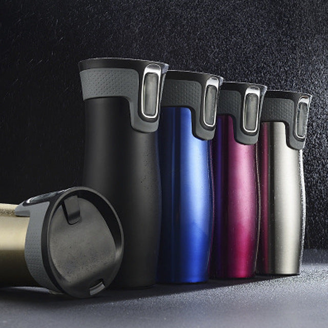 Gourde isotherme en acier inoxydable pour voyage, bouteille de thé ou mug isotherme.
