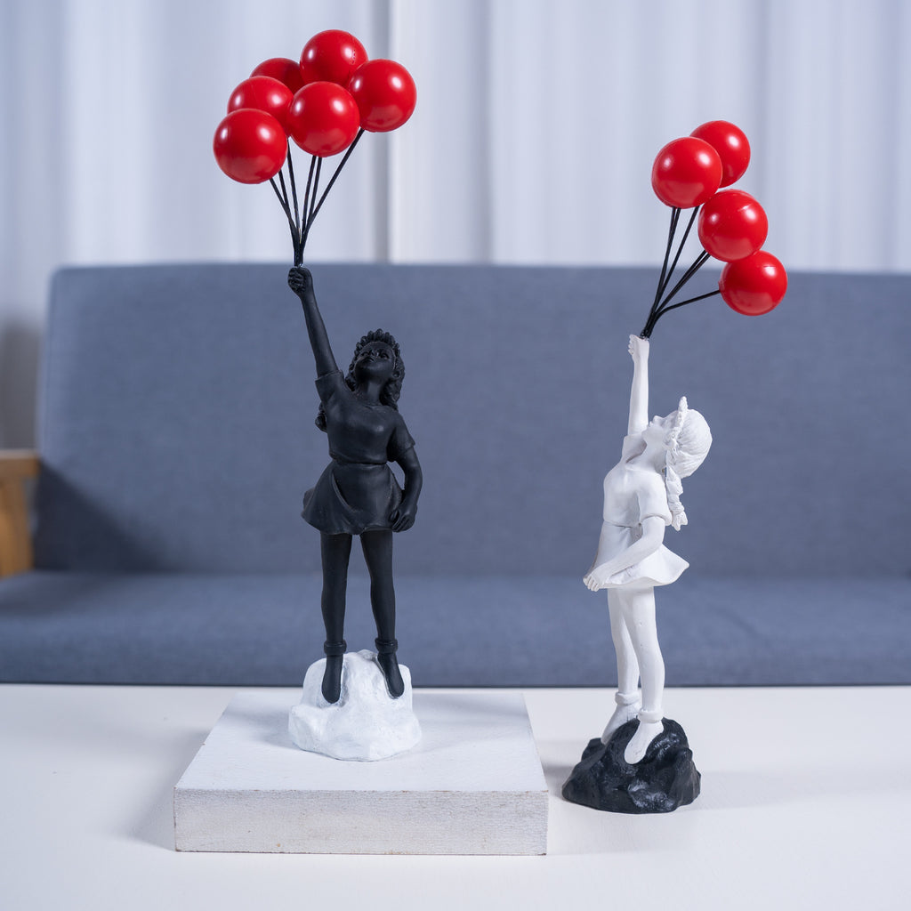 Petite fille avec un ballon, sculpture artistique, décoration de salon, résine