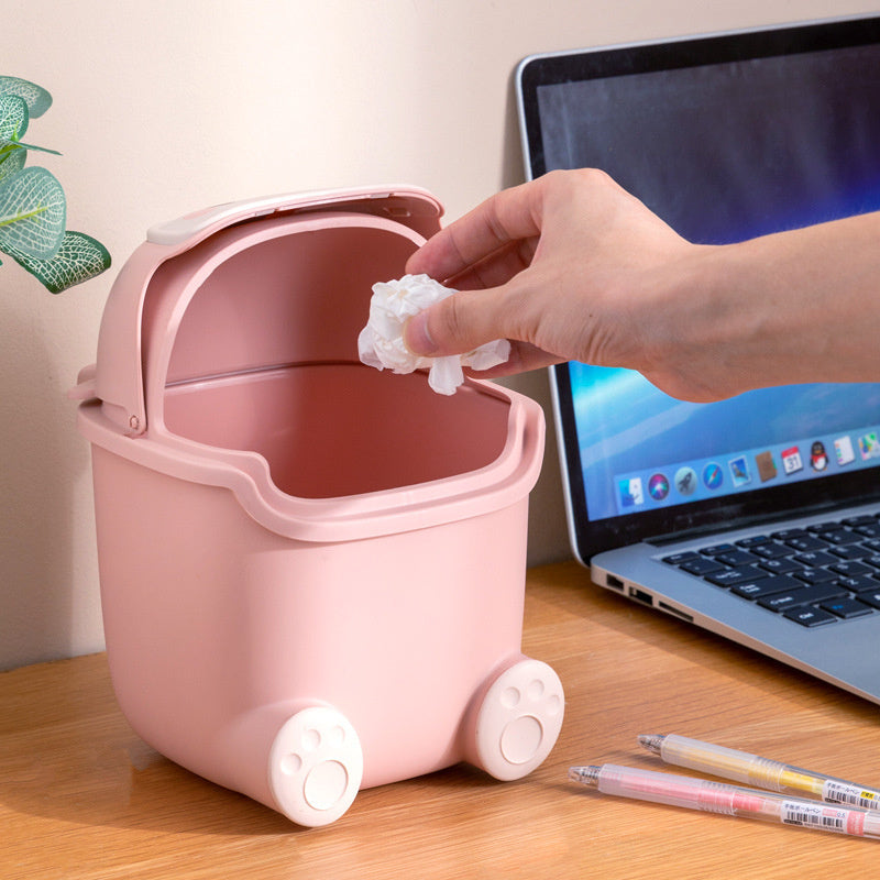 Poubelle de bureau à couvercle rabattable : organisation et rangement créatifs